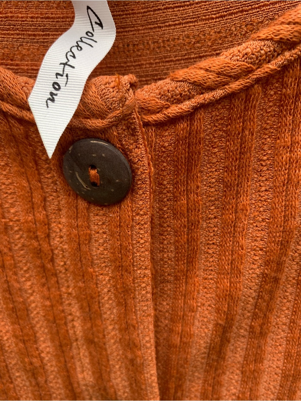 Sleeveless Button-Front Ribbed Tank Top — Orange - Picture 3 of 9